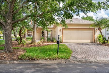 753 Largo Pass, POINCIANA, Florida 34759, USA