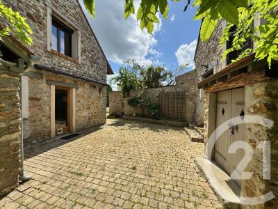 Pringy, Île-de-France 77310, França