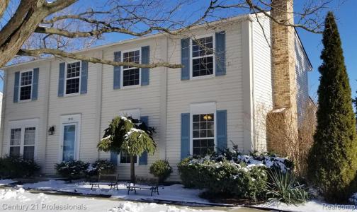 1852 Fordham Drive, Troy, Michigan 48098, USA