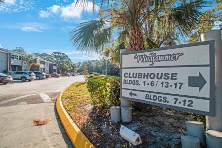 1400 Gandy Blvd. N #715, St Petersburg Beach, Florida 33702, USA