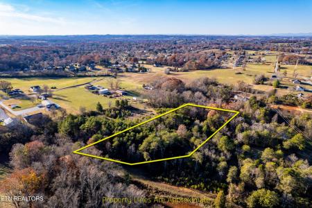 535 Peterson Lane, Maryville, Tennessee 37803, USA
