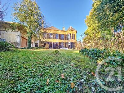 Vouziers, Champagne-Ardenne 08400, France