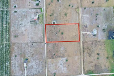 6219 Farmgirl Avenue, Venus, Floride 33960, États-Unis