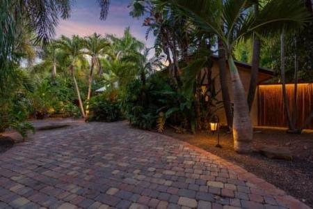 9 Bass Avenue, Key Largo, Флорида 33037, Соединенные Штаты