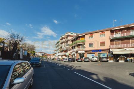 Via Antonio Gramsci, Gravina Di Catania, Sicilia 95030, Italie