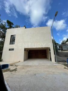 C. Zapote, Manzana 852, lote 001-8 852,, Tulum, Quintana Roo 77760, Mexico
