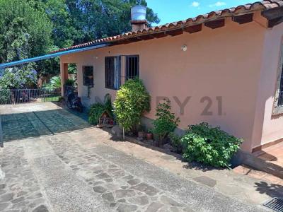 Calle El Bosque Barrio Kennedy , Caacupé, Cordillera 00001, 巴拉圭