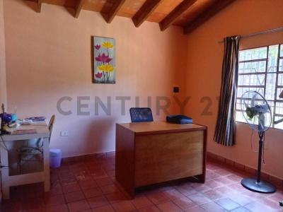 Calle El Bosque Barrio Kennedy , Caacupé, Cordillera 00001, 巴拉圭