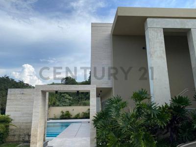 CONJUNTO RESIDENCIAL CUMBRE DE GUATAPARO ETAPA 1 URB BELLA VISTA TOWN HOUSE N.19, Valencia, Carabobo 2001, ベネズエラ