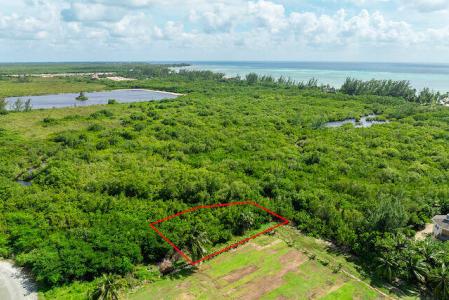 0.26 ACRES - ENTRANCE OF FRANK SOUND, Midland East, Grand Cayman, Îles Caïmans