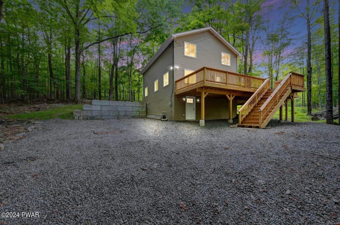 117 Sheridan Road, Hawley, Pennsylvania 18428
