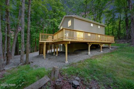 117 Sheridan Road, Hawley, Pennsylvania 18428