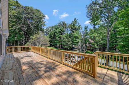1202 Wallenpaupack Drive, Lake Ariel, 宾夕法尼亚州 18436, 美国