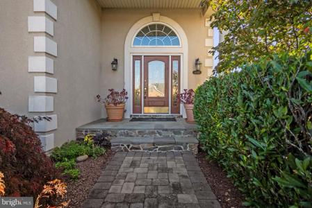 15703 Alderbrook Drive, Haymarket, וירג'יניה 20169, ארצות הברית של אמריקה