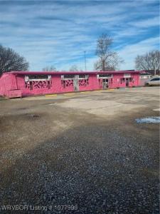2811 N Broadway, Poteau, Oklahoma 74953, USA