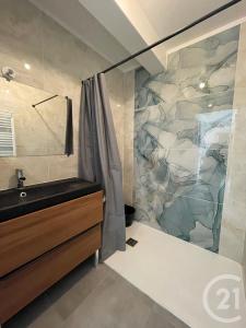 Lassigny, Picardie 60310, France