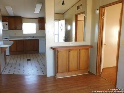 110 Crestfield Dr, Pleasanton, Texas 78064, USA