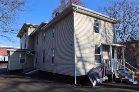 87 Pleasant Street, New Britain, Connecticut 06051, Estados Unidos