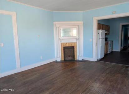 155 Champlain Avenue #Apt 2 Apt 2, Ticonderoga, Nueva York 12883, Estados Unidos