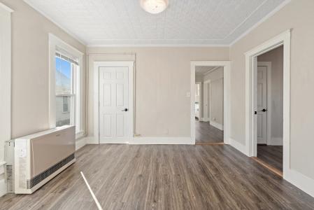 8 Blaisdell , 2, Haverhill, Massachusetts 01832, USA