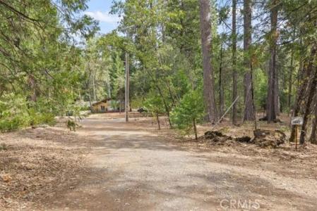 5047 Derr Road, Forest Ranch, Califórnia 95942, Estados Unidos