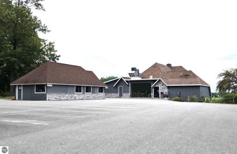 1013 & 1015 Granada Drive, Lake Isabella, Michigan 48893, Amerika Birleşik Devletleri