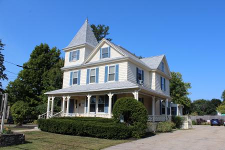 49 Portland Street, South Berwick, Maine 03908, USA