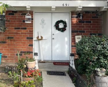 691 E. LEE PL, AZUSA, California 91702, USA