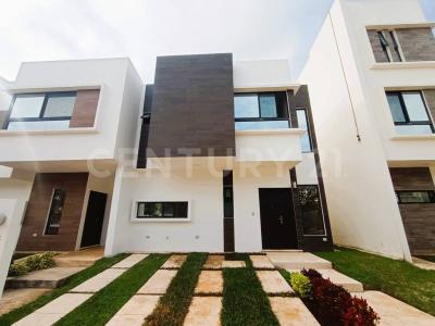 Privada Malaga, Residencial El Encuentro Casa #3,, Solidaridad / Riviera Maya, Quintana Roo 77726, México