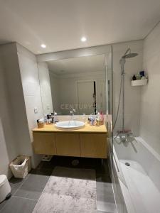 Matosinhos, Porto 4465-227, Portugal