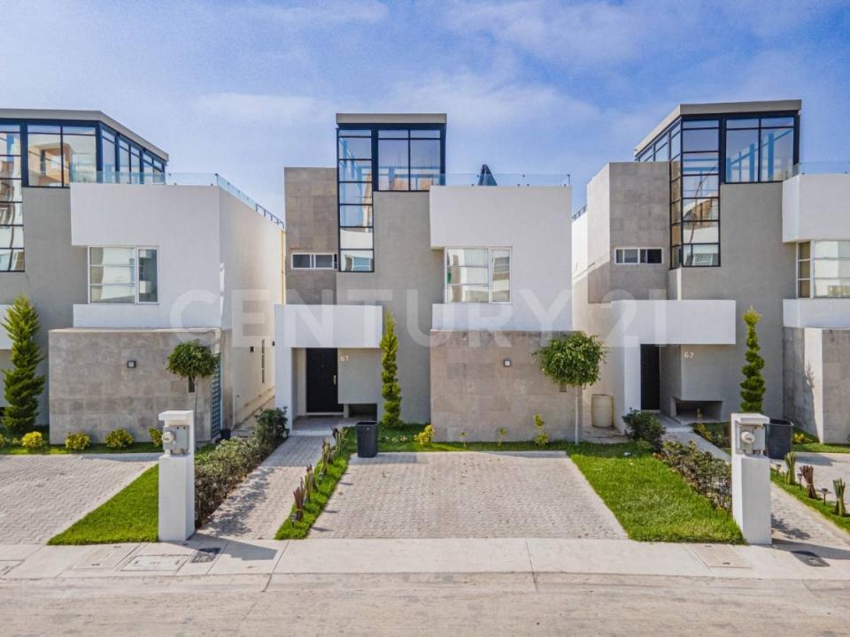 Paseo La Cascada 4408-61,, Playas De Rosarito, Нижняя Калифорния 22740, Мексика