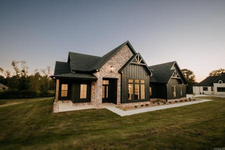 213 Hartman Lane, Benton, Arkansas 72019, USA