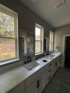 6 Huckleberry, Star Harbor, Texas 75148, USA