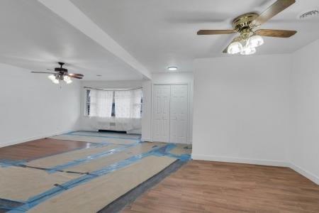 32 RICHARDS ST, Jc, Greenville, ניו ג'רזי 07305-4105, ארצות הברית של אמריקה
