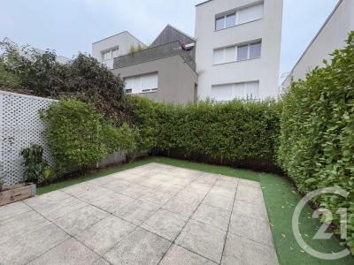 Nanterre, イル＝ド＝フランス 92000, アキタン
