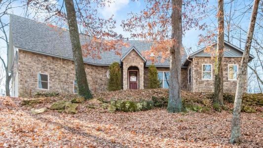 18988 Claypool Road, Nashport, Ohio 43830, USA