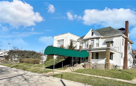 1117 Jackson Ave., Charleston, Иллинойс 61920, Соединенные Штаты