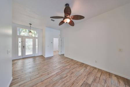 2561 Regal River Rd, Valrico, Флорида 33596, Соединенные Штаты