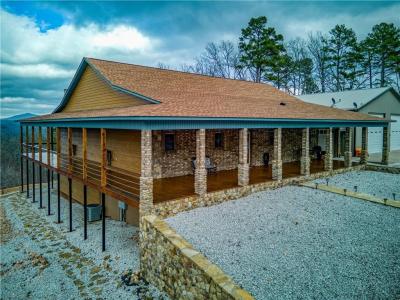 3630 NC 3850  Hasty Cut Off, Jasper, Arkansas 72641, USA