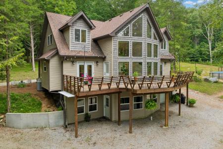 4045 Lake Rd, Woodlawn, Tennessee 37191, USA