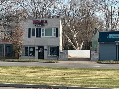 24450 Gratiot Avenue, Eastpointe, Michigan 48021, USA