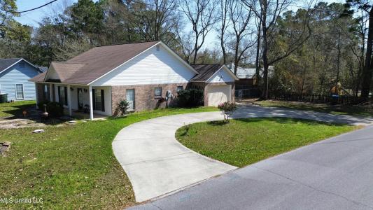 3313 Neptune Drive, Gautier, Mississippi 39553, Estados Unidos