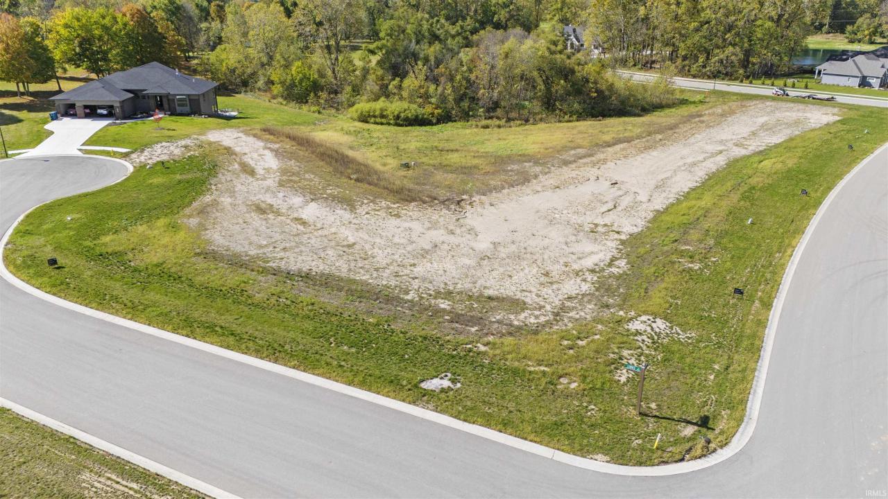 1913 Golfview Drive, Auburn, Indiana 46706, USA