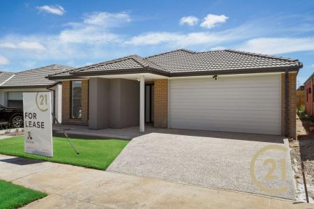 13 Sparrowhawk Crescent, Deanside, VIC 3336, Australia