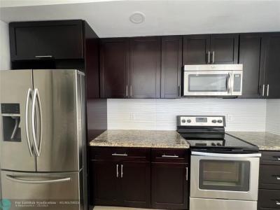 5212 NW 186th Ter, Miami Gardens, פלורידה 33055, ארצות הברית של אמריקה