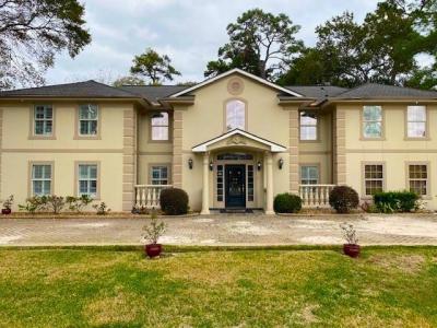 11730 Denise Drive, Hedwig Village, Texas 77024, USA