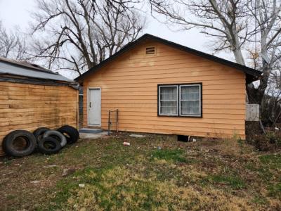 329 N Wells St, Pampa, Texas 79065, États-Unis
