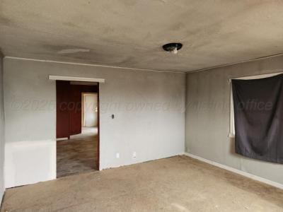 329 N Wells St, Pampa, Texas 79065, USA