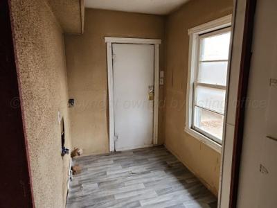 329 N Wells St, Pampa, Texas 79065, États-Unis