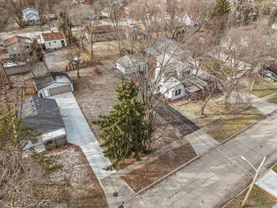 7875 Robindale, Dearborn Heights, Мичиган 48127, Соединенные Штаты
